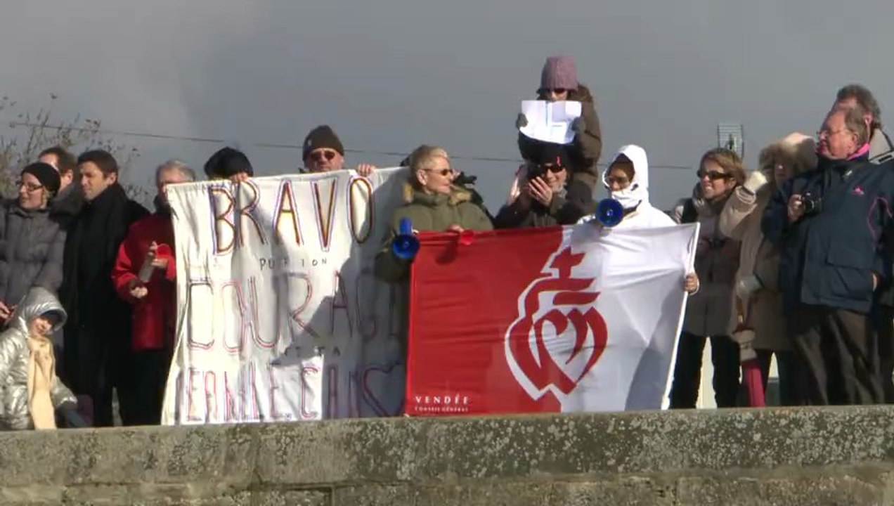 Jean Le Cam (SynerCiel) finish - Part 2