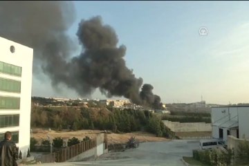 Tuzla'da fabrika yangını