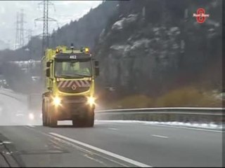 Déneigement et salage de route en Savoie
