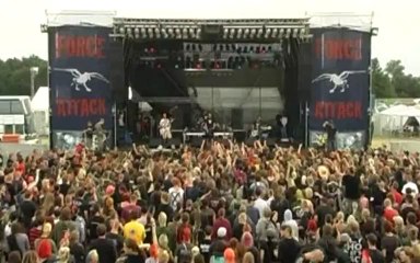 Der Dicke Polizist - Punkrocksong (Force Attack Punk-Festival 2005 DVD)