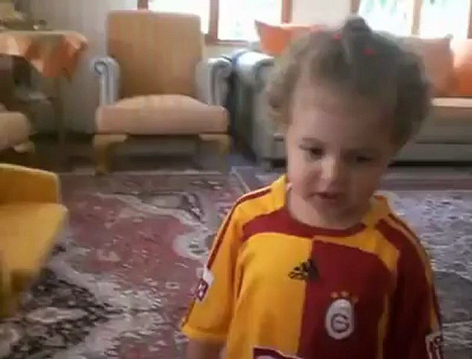 Sarı Kırmızı Küçük Aslan Upload By Ersan