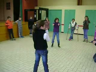 Crier le plus fort possible