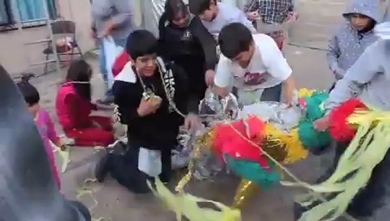 NO COMMENT | “Pinchis chamacos”