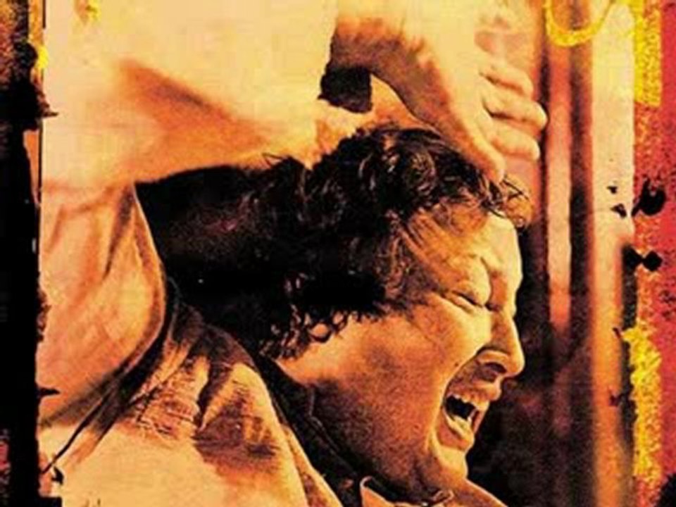 Wo hata rahe hain parda by Nusrat fateh ali khan