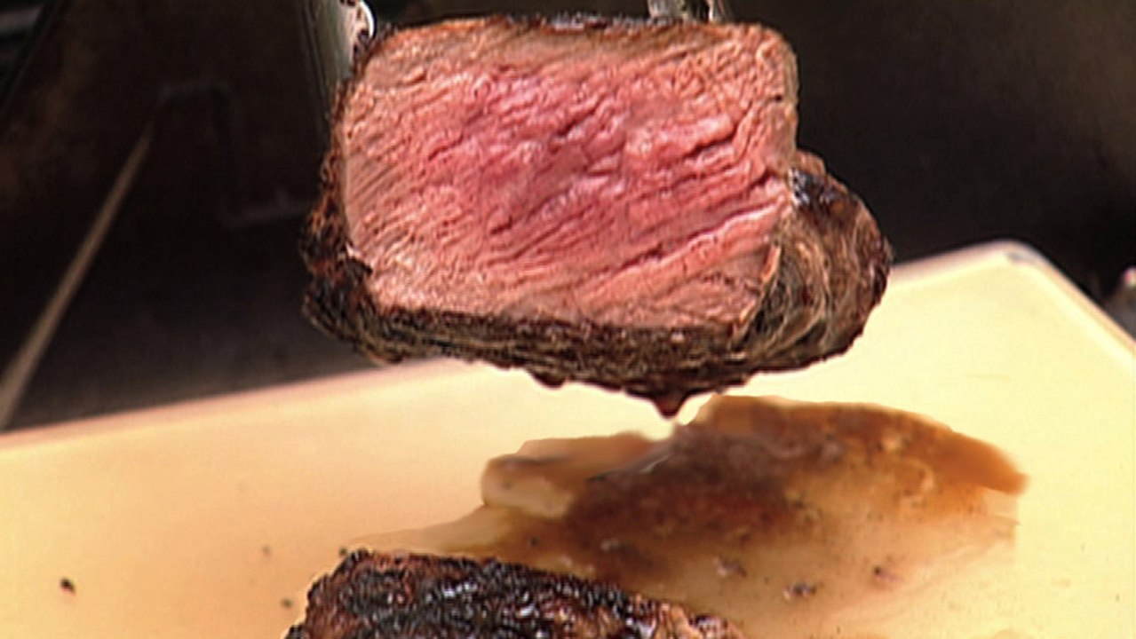 Como cocinar a la parrilla en forma perfecta un bisteck de Lomito