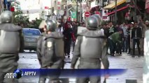 Tunisie: heurts entre policiers et manifestants à Tunis