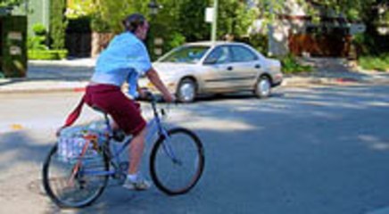 Como manejar bicicleta de manera segura en el trafico