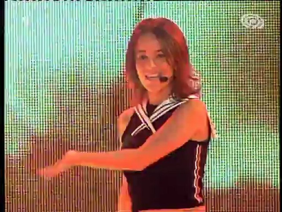 Alizee - J'en ai marre (2003-07-12. Deutschlands Champions)