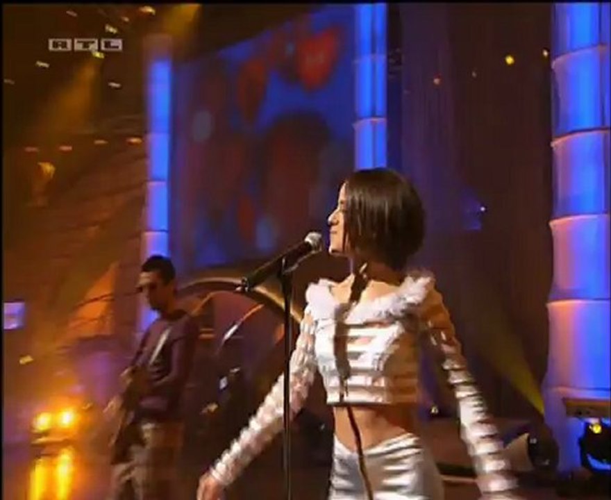 Alizee - L'Alize (2002-03-23. Bravo Supershow)