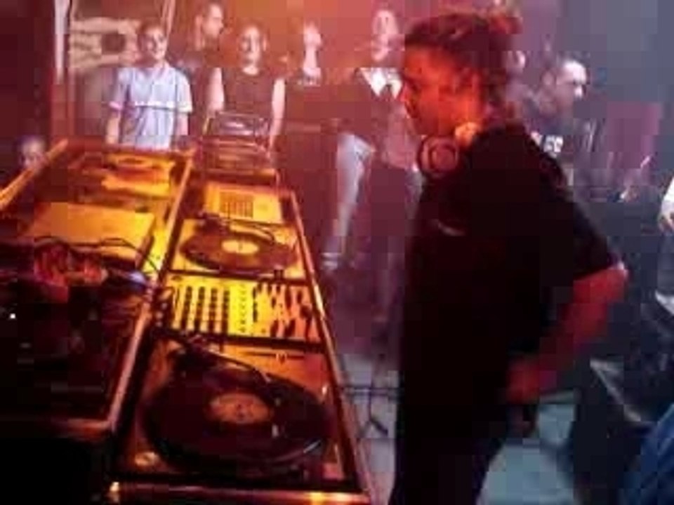 Daniele Mondello @ Metropolis