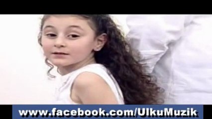 Akın Akıntürk - Türkiye Biziz