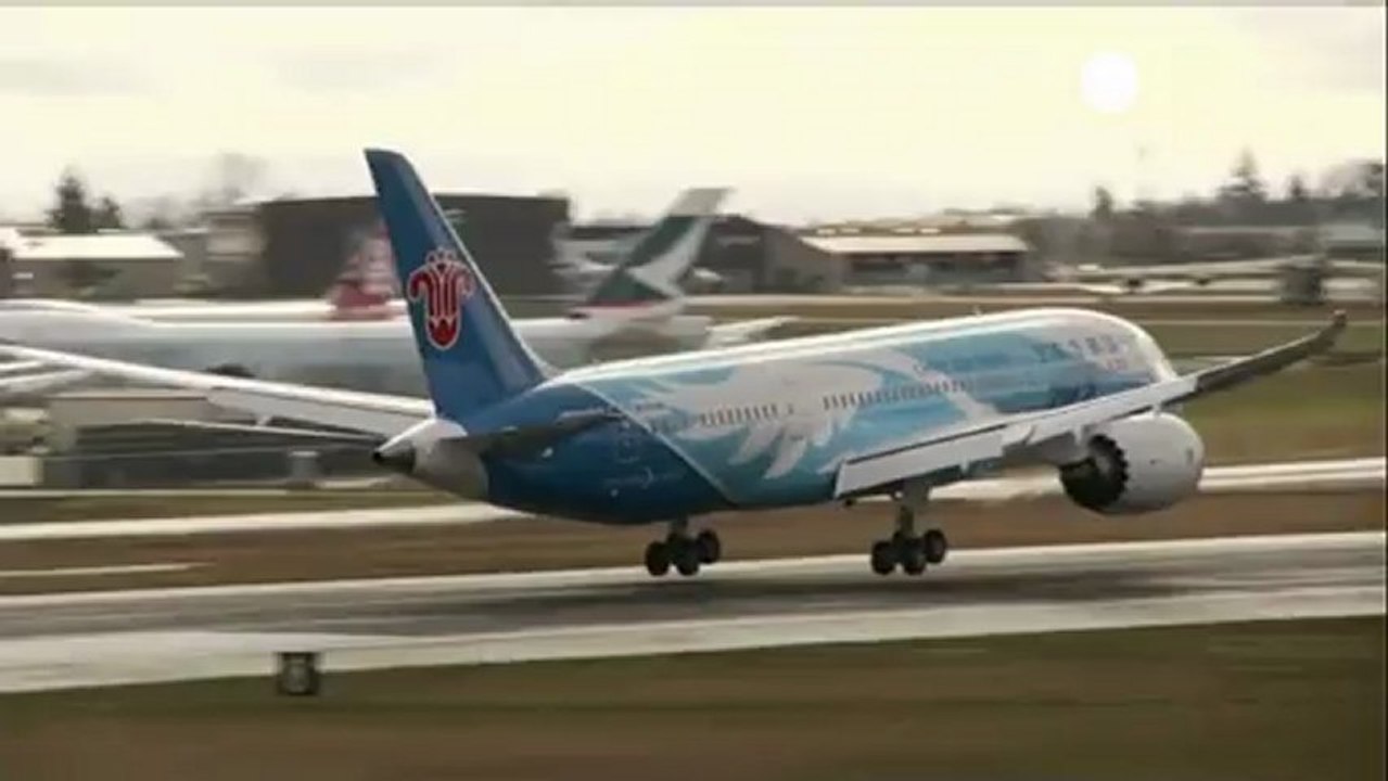 Dreamliner cleared for test flights