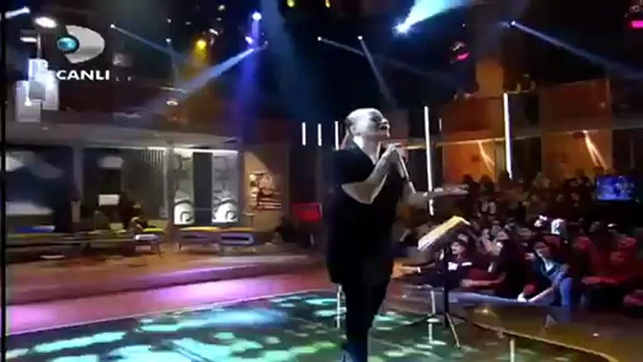 Candan Erçetin - Sessiz Gemi