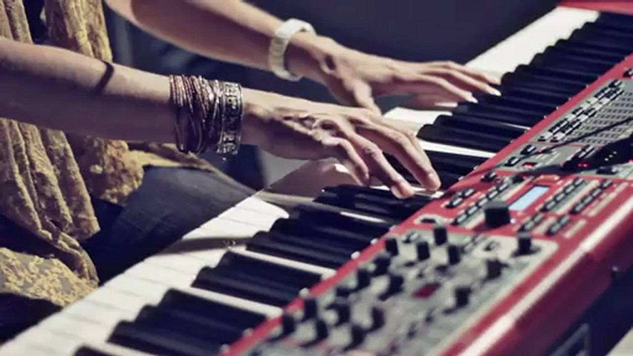 Live at C&I Studios- Samantha Natalie - " A Great Wall"