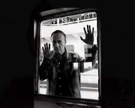 Murathan Mungan - yalnız bir opera- yorum sefa -şömine ateşi ve çıtırtıları eşliğinde kolaj serbülent öztürk