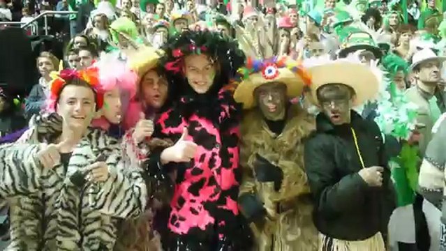 Ambiance lors du match de carnaval ESSM Le Portel - Pau-Lacq-Orthez