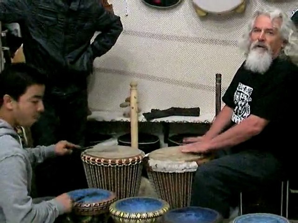 MARRAKECH - PERCUSSIONS JOIE ET MUSIQUE - CLEMATRIX ' J'IRAI JOUER CHEZ VOUS '