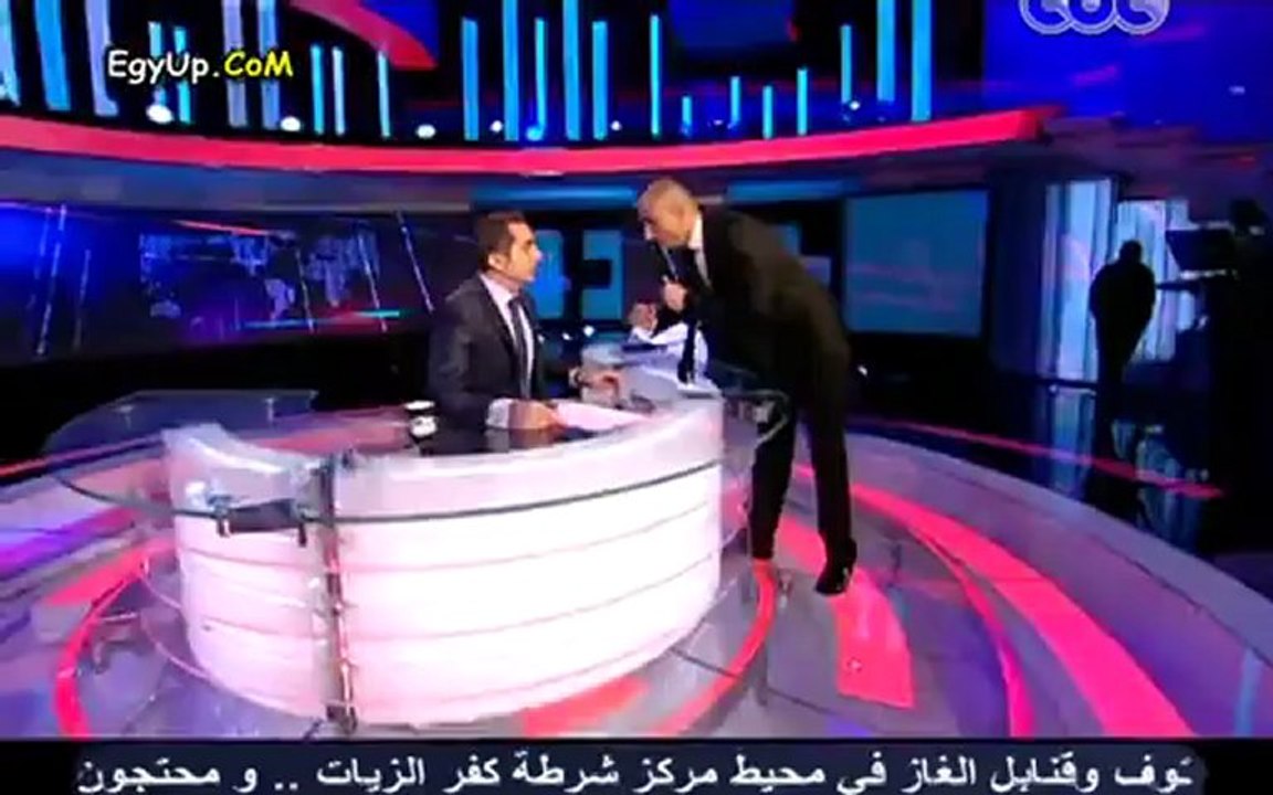 الفقرة الاولى شاهد هزار باسم مع لميس الحديدى و مفاجاة للبرنامج بحضور اليسا شاهد كوميدية باسم مع اليسا ..