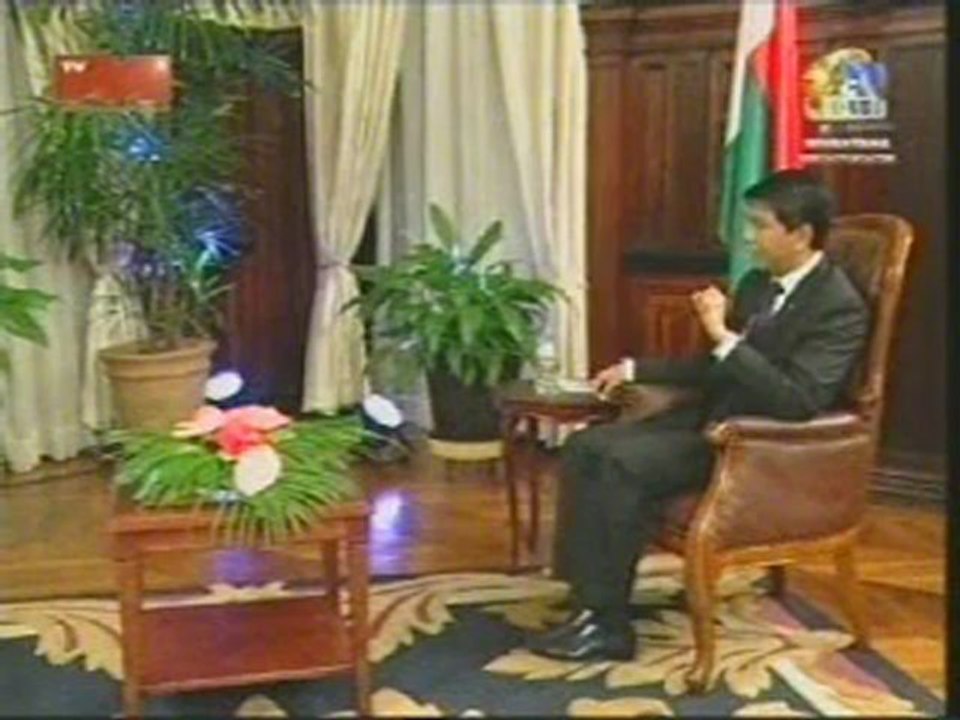 RADJOELINA SUR TVM+  TVPLUS