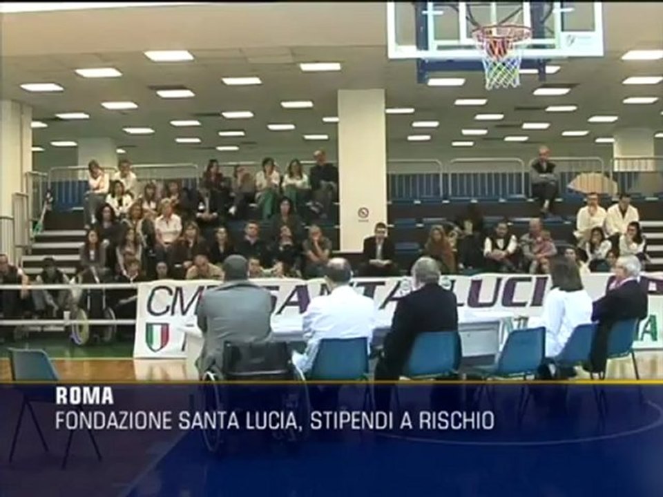Santa Lucia, "stipendi a rischio"