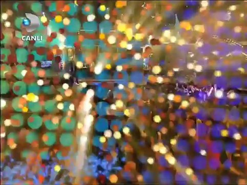 Филиз Ахмет в шоуто на Беяз 2