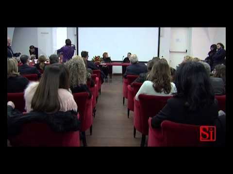 Napoli - In mostra i gioielli del Teatro San Carlo (08.02.13)