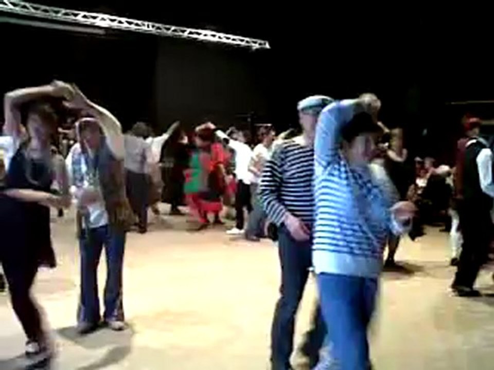 Bal trad Masqué avec le Trois temps des Saules