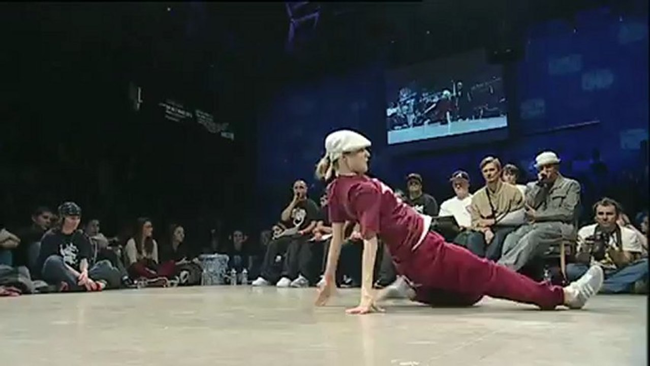 1VS1 BGIRL AT  vs LINA (Quart)