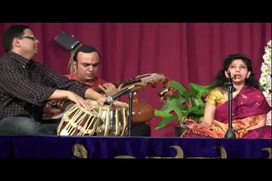 VIDYARANYA KANNADA KOOTA, CHICAGO: SANKRANTHI 2013: DR. JAISHREE PRASAD AND TEAM: TAARAKKA BINDIGE