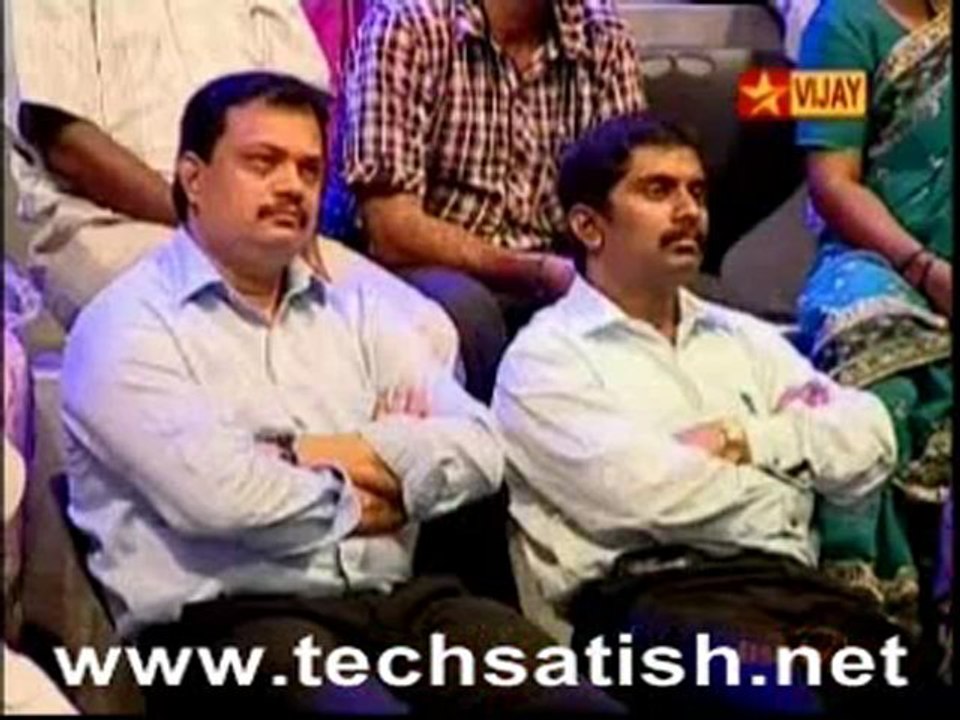 En Desam En Makkal Part1 10-02