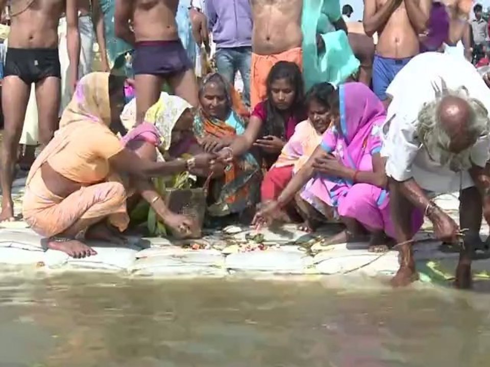 Millions of Indians bathe on Kumbh's holiest day