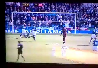 tony hibbert screamer!!! (1)