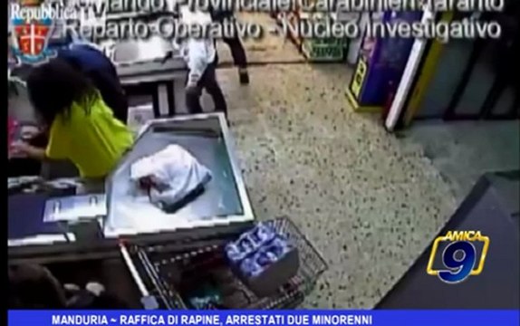 Manduria | Rattifica di rapina, arrestati due minorenni