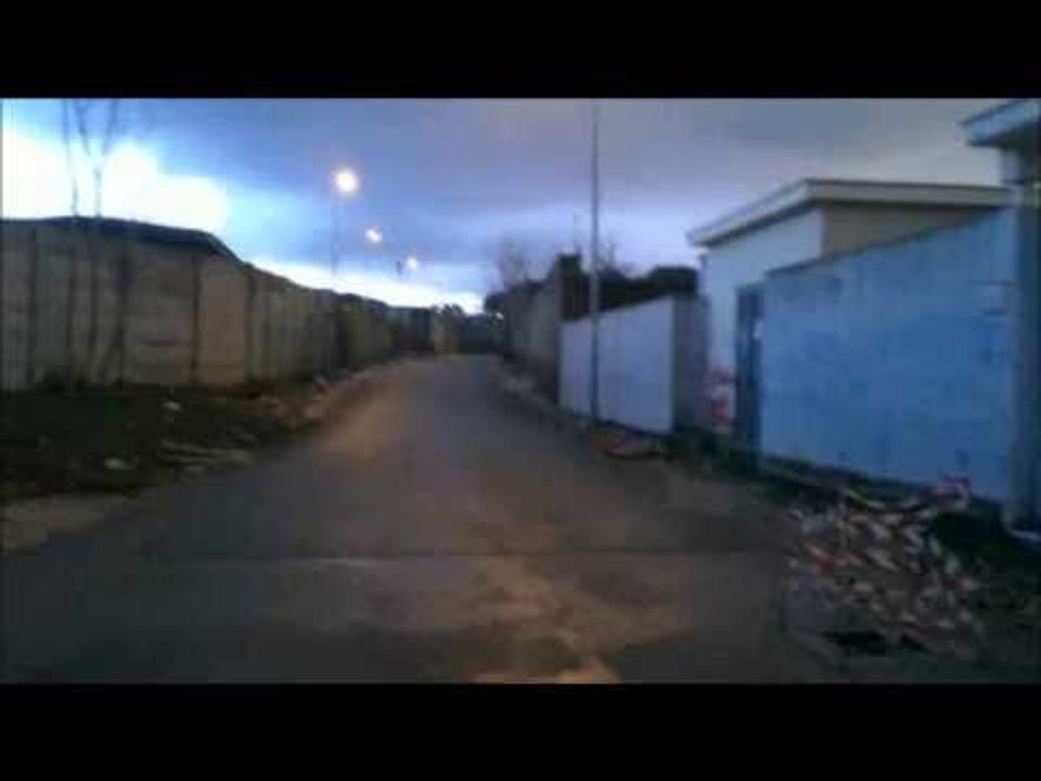 Aversa (CE) - Via Cirigliano, i titolari della H2O chiedono rifacimento strada (09.02.13)