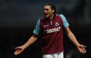 Hopkinson: Carroll is playing for his career at West Ham