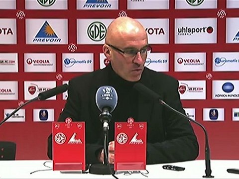 Conférence de presse Valenciennes FC - Stade Brestois 29 : Daniel SANCHEZ (VAFC) - Landry CHAUVIN (SB29) - saison 2012/2013