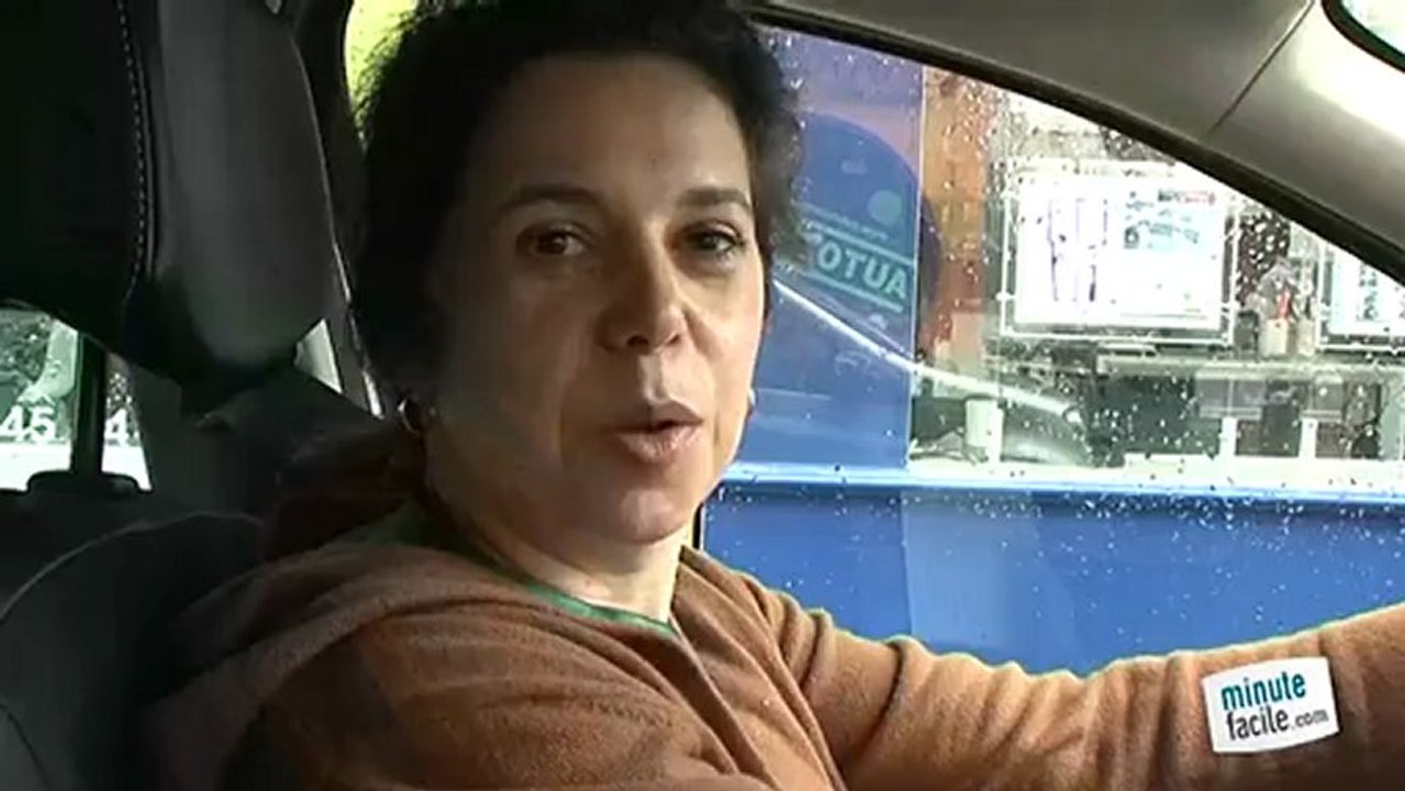 Garer la voiture en faisant un créneau