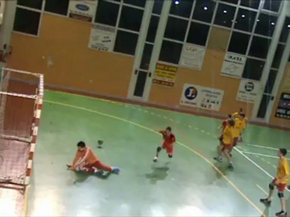 Handball Club Thorois - Valréas - Le Thor - Les parades d'Axel