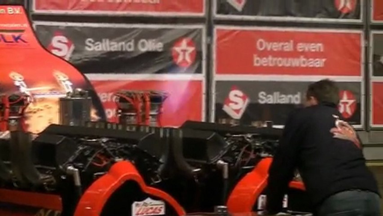 Pagani productions@indoor tractor pulling zwolle 2013 19-1-2013 v12 special