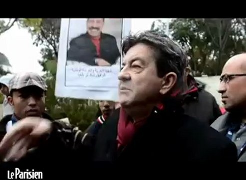 A Tunis, sur la tombe de Belaïd, Mélenchon défend le «printemps méditerranéen»