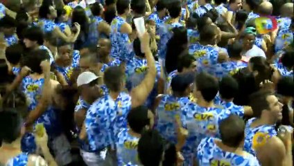 Perfeita Demais, por Timbalada  Carnaval 2013