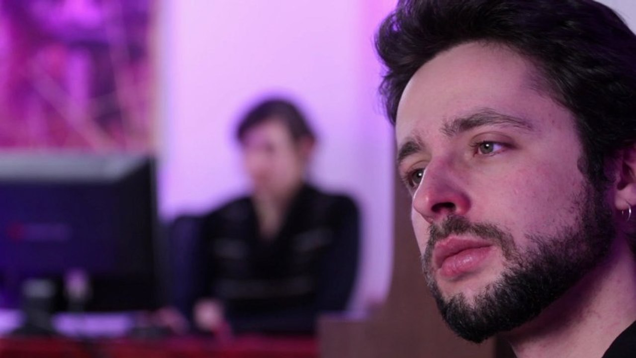 A contrario E2.3 Regarde Dora