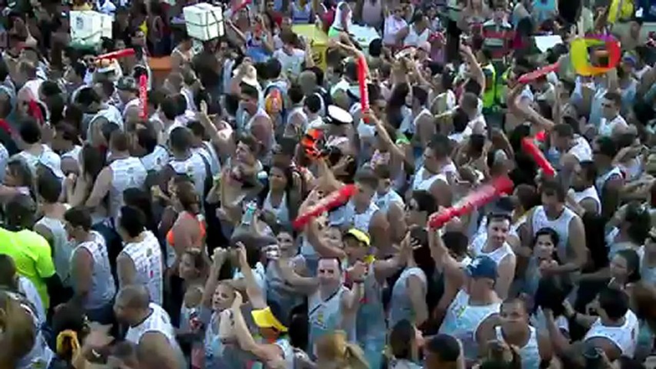 Trio Metal, por Ivete Sangalo - Carnaval 2013