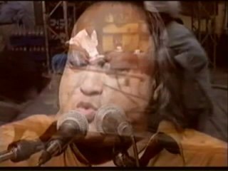 Kis Mussarat Se Pauhonche Te - Nusrat Fateh Ali Khan