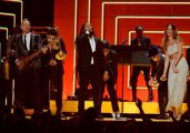 Grammys 2013: Bruno Mars, Sting, Rihanna honour Bob Marley