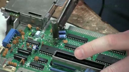 Slot Loading Nintendo Game System - Part 1 - The Ben Heck Show