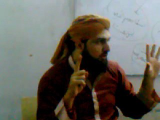 MUFTI KAMRAN SHAHZAD SAHAB DURING LECTURE IN CLASS 2 YEARS AALIM COURSE IN GULSHANE IQBAL AL NOORAIN ACADEMY