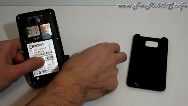 Inserimento SIM, microSD, batteria ed accensione di NGM Wemove Legend