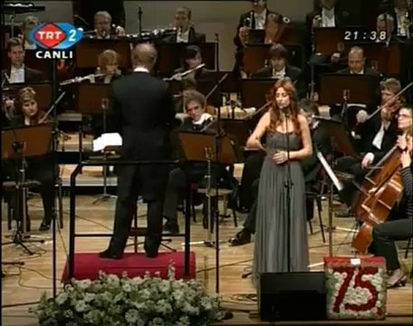 DİLEK AKTAŞOĞLU TÜRKAN £££ Mazi Kalbimde Bir Yaradır