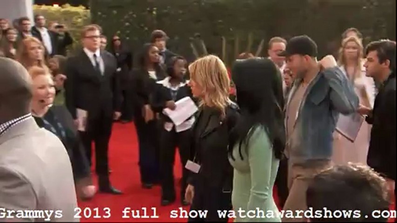 Video Katy Perry dress Skrillex Rihanna dress 2013 Grammys